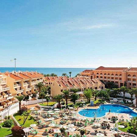 Two bedroom apartment in beachfront complex with pool in Playa de Las Américas. Extérieur photo